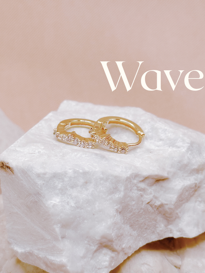 Surfer Girl Stack (layered necklace + huggies)