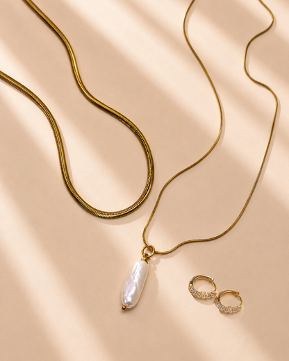 Surfer Girl Stack (layered necklace + huggies)